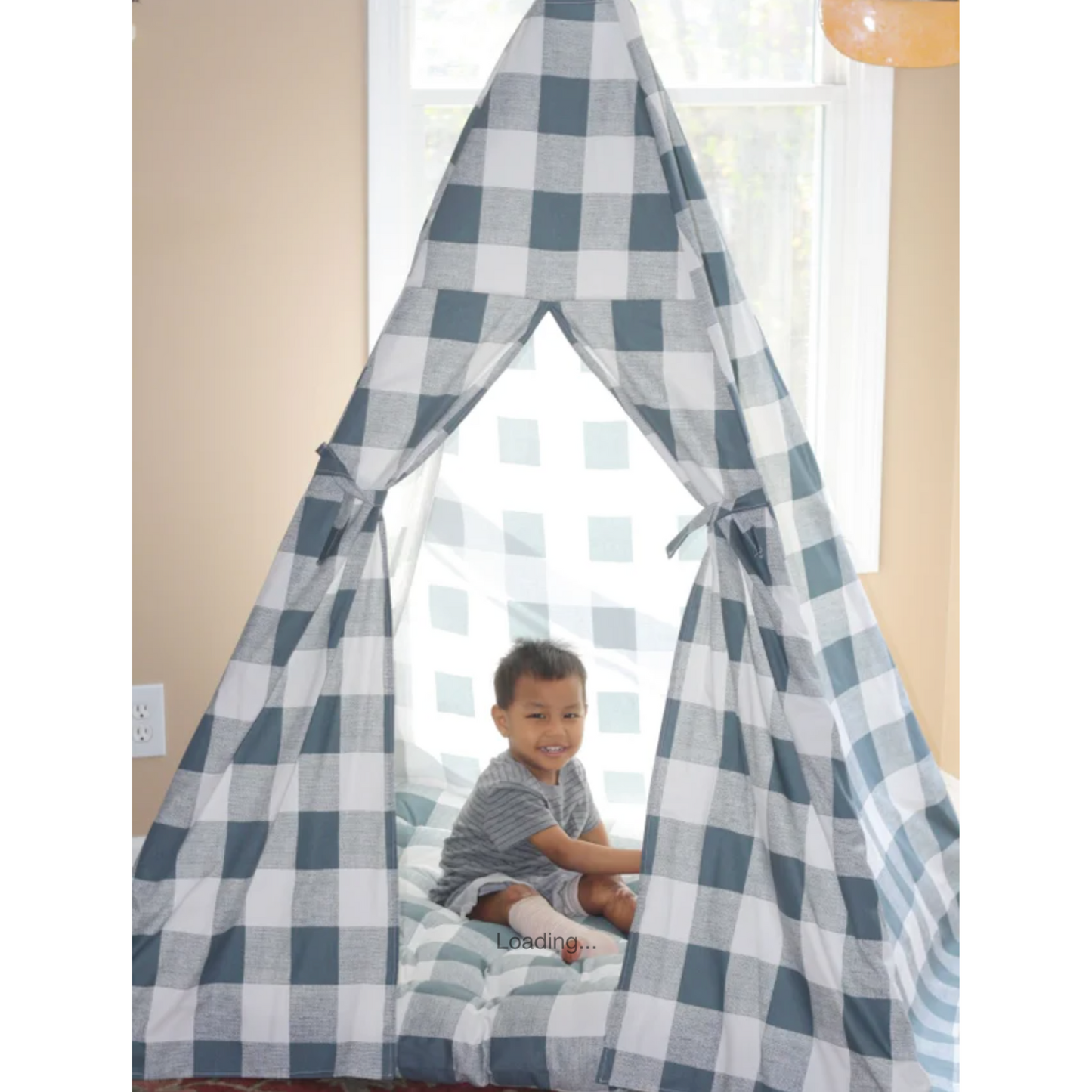 The Zeek Play Tent 